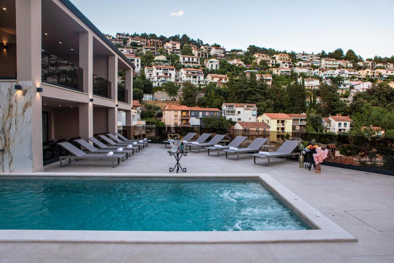 Nina - With Pool Near The Sea * Rabac